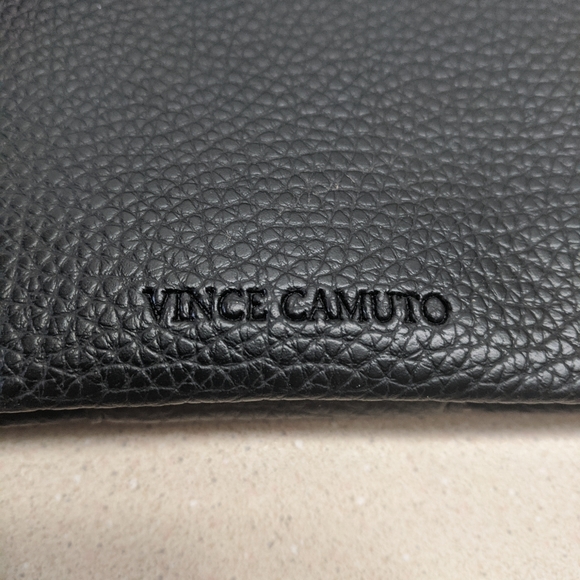 Vince Camuto Black/Gray Tote. - Picture 3 of 7